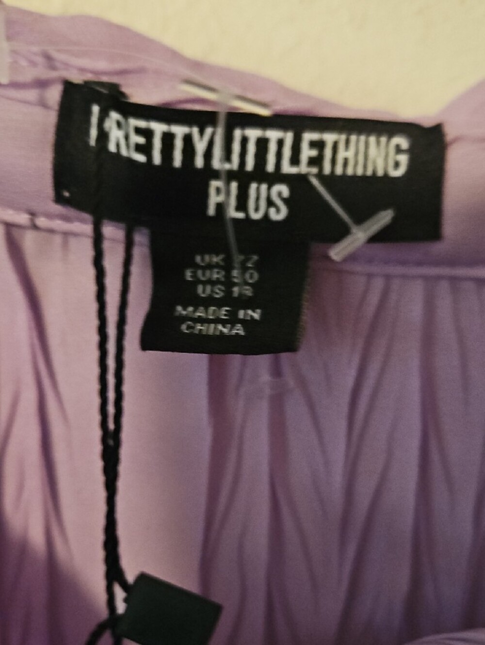 PrettyLittleThing Lilac Pleated Maxi Shirt Dresswith Ruched Front 22 - Picture 2 of 6